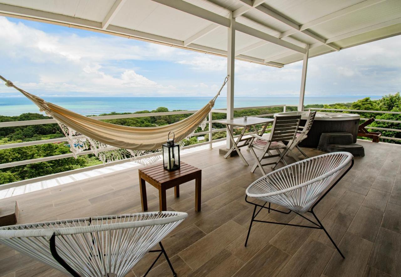 Funky Monkey Lodge Playa Santa Teresa  Kültér fotó