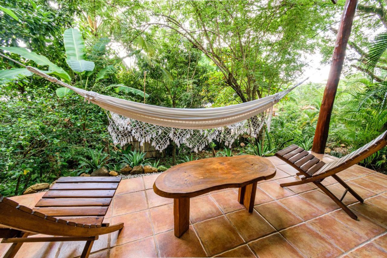 Funky Monkey Lodge Playa Santa Teresa  Kültér fotó