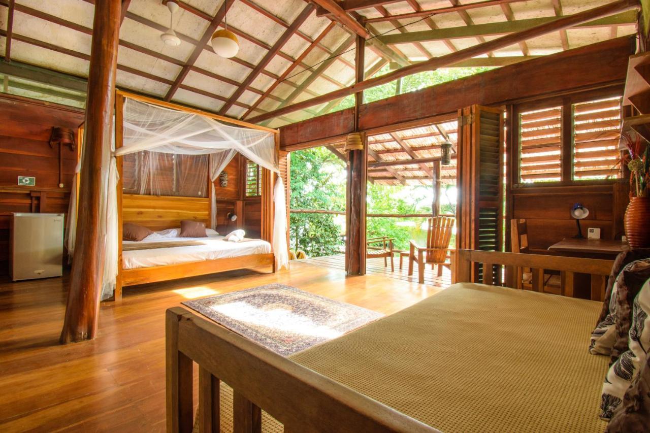 Funky Monkey Lodge Playa Santa Teresa  Kültér fotó