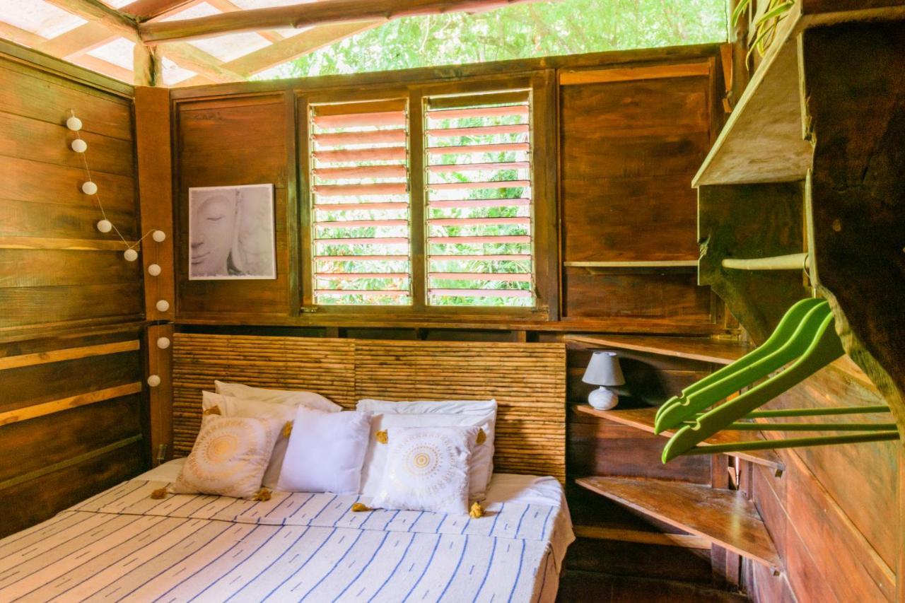 Funky Monkey Lodge Playa Santa Teresa  Kültér fotó