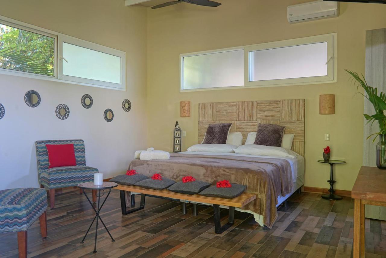Funky Monkey Lodge Playa Santa Teresa  Kültér fotó