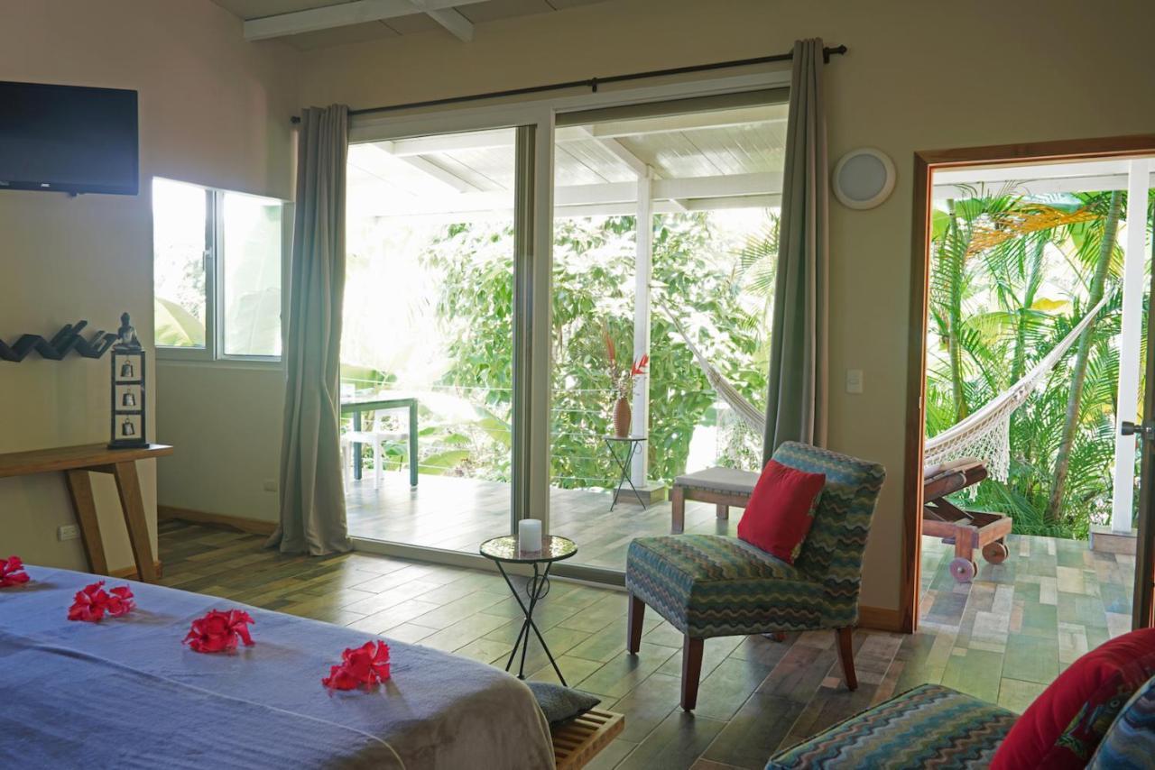 Funky Monkey Lodge Playa Santa Teresa  Kültér fotó